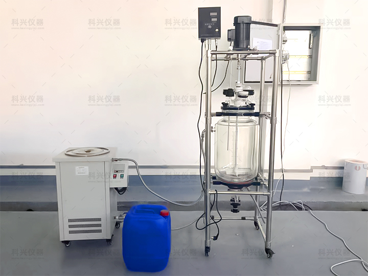 上?？婆d儀器與華東理工大學(xué)某公司合作